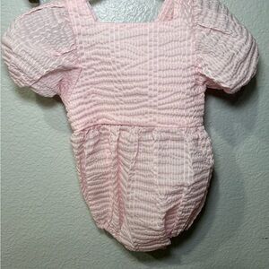 Monbebe romper pink with puffed sleeves NWT 100% cotton